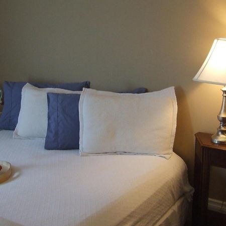 Country Encounters Accommodations Coleman Стая снимка