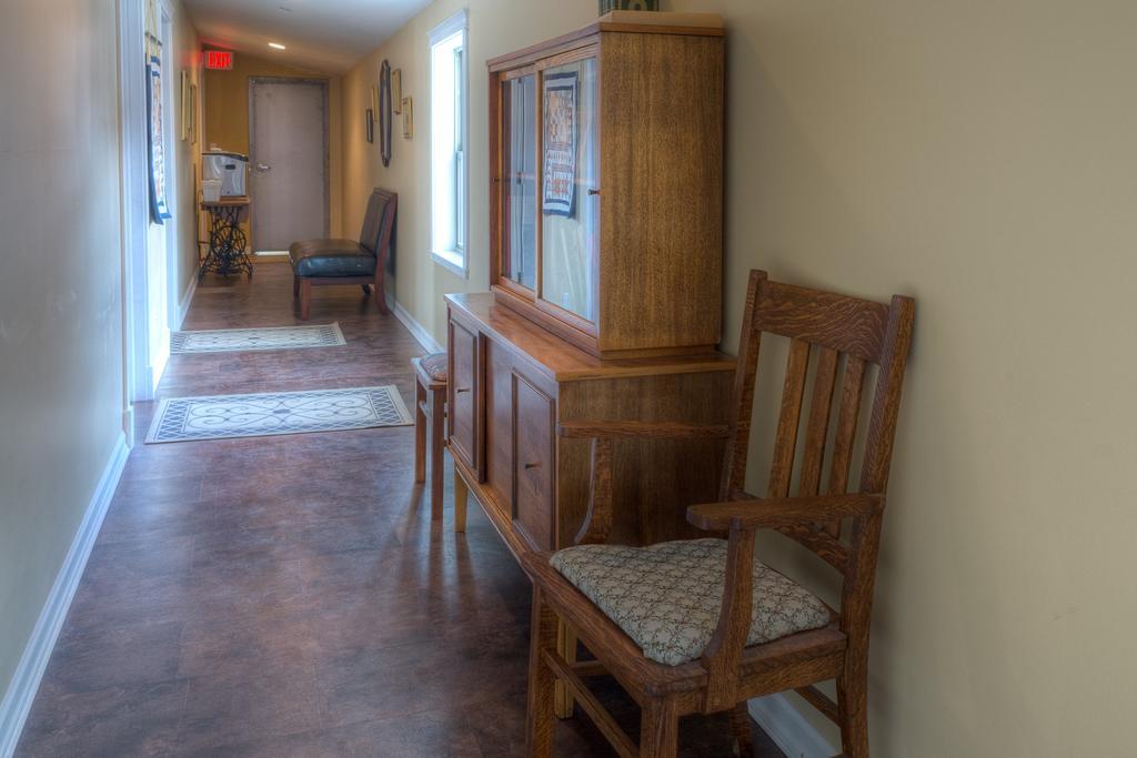 Country Encounters Accommodations Coleman Екстериор снимка