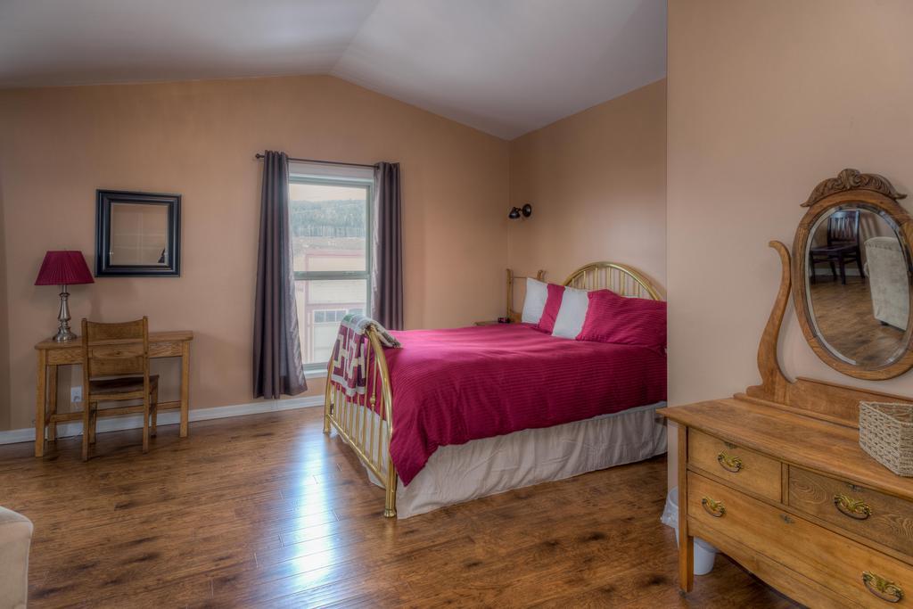 Country Encounters Accommodations Coleman Стая снимка