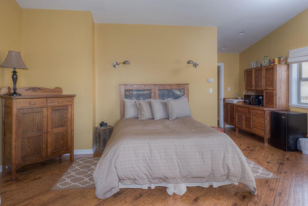 Country Encounters Accommodations Coleman Стая снимка
