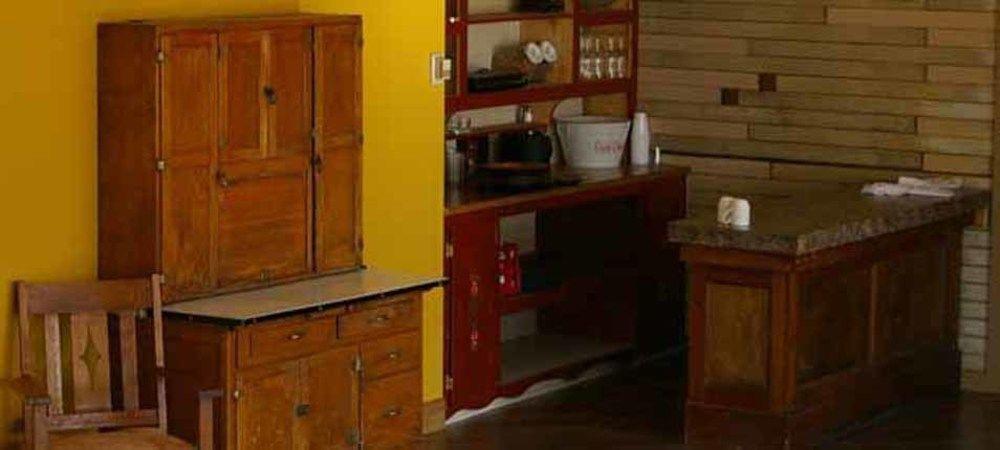 Country Encounters Accommodations Coleman Екстериор снимка